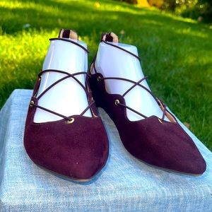 Size 9 Maroon point toe ballet flats with elastic laces